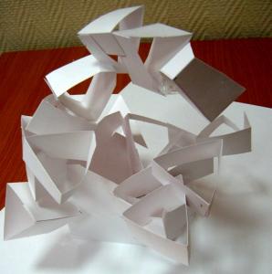 28-Комбинирование треугольных форм-Готовская Ульяна.jpg